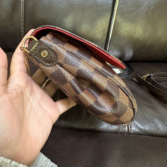 Louis Vuitton Favorite MM Crossbody Bag Damier Ebene - Picture 5 of 16